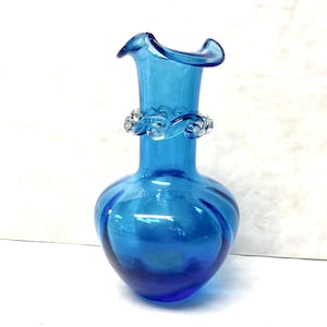 Pilgrim Glass  5 inch blue glass vase with Rigaree ornament