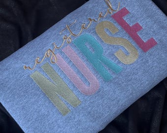 Felpa per infermiere - Felpa con ricamo personalizzata - Felpa per infermieri - Regalo per studenti infermieri - Felpa per infermieri - Regalo di laurea per infermieri - Infermiere di terapia intensiva neonatale