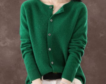 Cardigan élégant pour femme, pull en tricot boutonné, pulls décontractés minimalistes, superposition tendance polyvalente, indispensable de la garde-robe classique