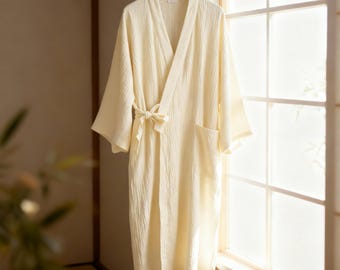 Beige Japanese Cotton Kimono Robe – Lightweight Yukata, Bathrobe, Loungewear for Men or Women