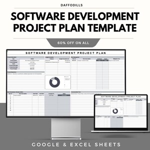 Puede incluir: Un monitor de computadora y una computadora portátil muestran una plantilla de plan de proyecto de desarrollo de software. La plantilla incluye secciones para información del proyecto, asignación de presupuesto y gestión de riesgos. El texto en la imagen dice "SOFTWARE DEVELOPMENT PROJECT PLAN TEMPLATE" y "60% OFF ON ALL".