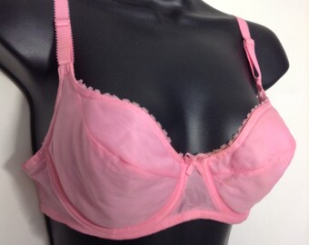1960's Sexy Vintage Bra.  Size 36 B.  Nylon and Spandex.  Rose Pink.   Vanity Fair.  Made in USA.  Pin up, Rockabilly, Lolita.
