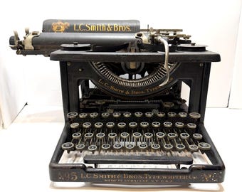 Antique L.C. Smith and Bros No. 5 Authentic Industrial Standard Early 1900’s Typewriter