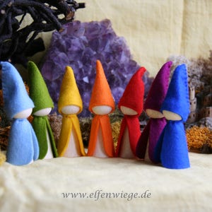 7 XL dwarfs rainbow gnome Set / Waldorf Inspired natural Table Peg doll