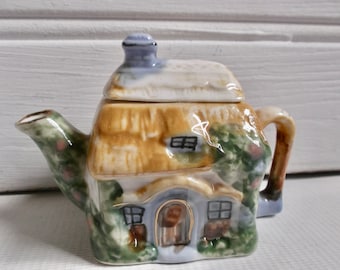 Vintage English Country Cottage Tea Pot Cottagecore Decor