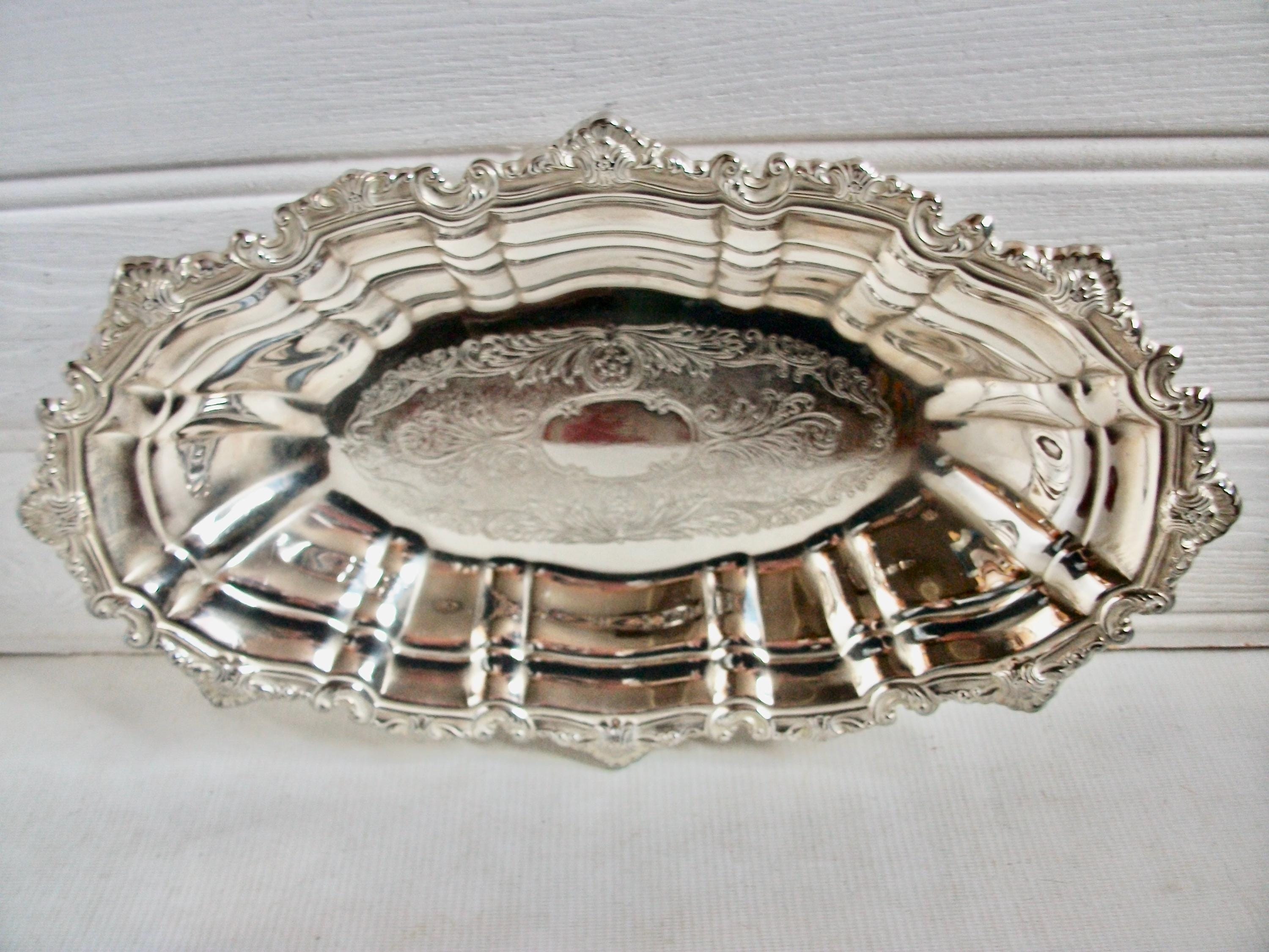 Bandeja para servir de plata ornamentada inglesa vintage