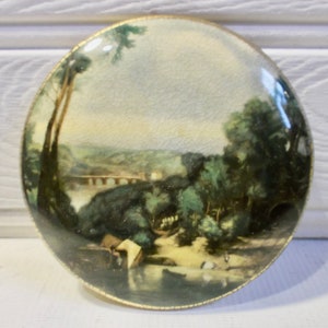 Antique Apothecary Pot Lid