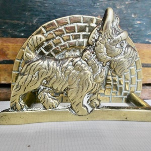 Portacartas de latón vintage de la década de 1930, servilletero con forma de terrier inglés, recuerdo británico