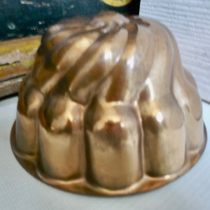 Vintage Copper Mould