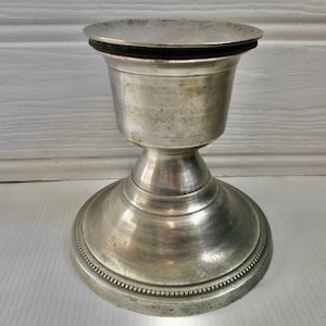 Candelabro de metal de peltre vintage