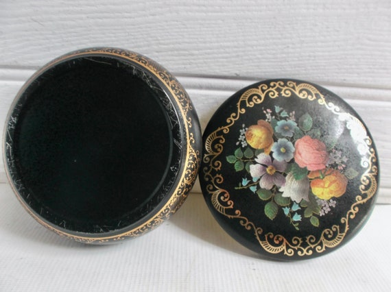 Vintage MCM Floral Boudoir Powder Tin Vanity Cont… - image 3