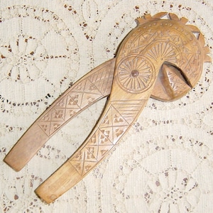 Antique 1900s Antique Treenware Scandinavian Nut Cracker