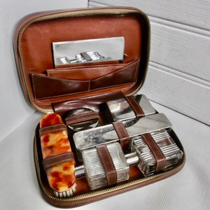 Vintage Franse make-uptas voor op reis