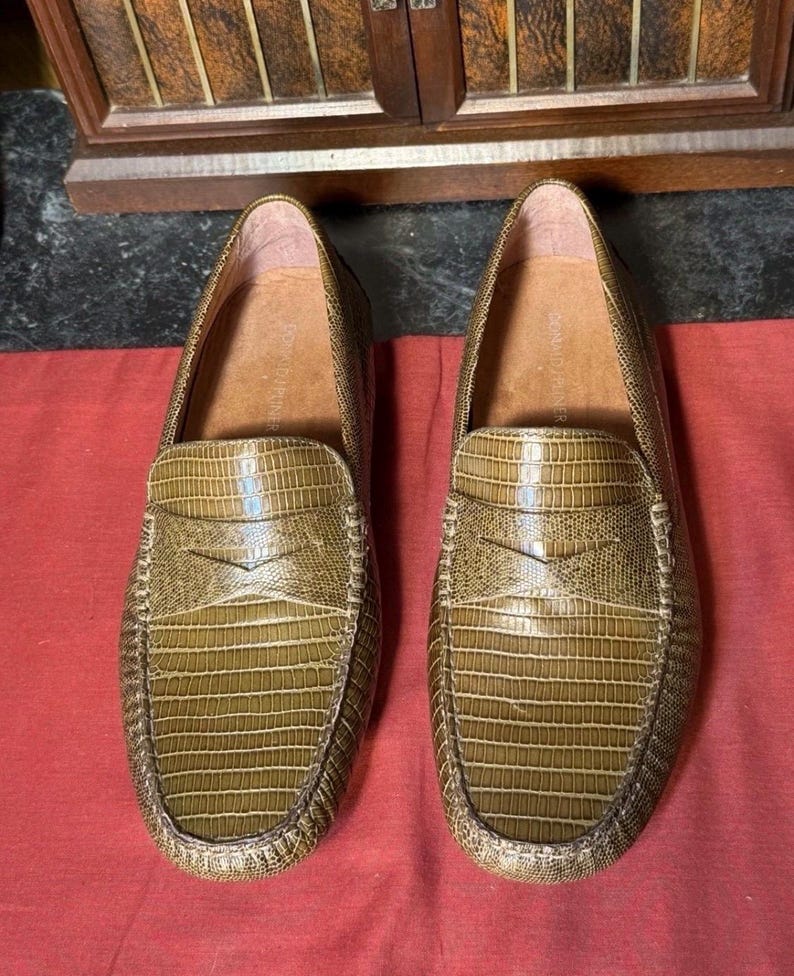 Donald J Pliner Men’s Olive Green Lizard Embossed Leather Penny Loafers Size 7 image 2