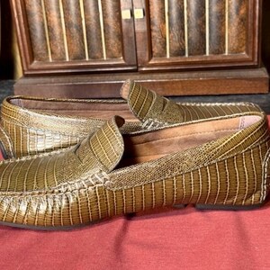 Donald J Pliner Men’s Olive Green Lizard Embossed Leather Penny Loafers Size 7 image 7