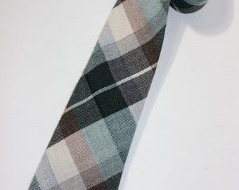 vintage 1970's -Alderman Reed- Men's neck tie. Homespun style material - All Wool - Great colors! Made by Tie Rite Neckwear. 3 3/4" wide