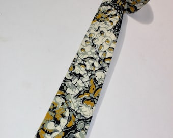 vintage 1980's -'Conference' by BMB- narrow necktie. All Cotton - Batik. Great color & pattern. 2 3/8" wide