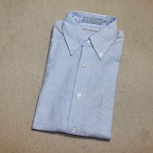 vintage 1970's Andhurst Men's button-down collar, short sleeve shirt w/ locker loop. 'New Old Stock' Light Blue Oxford cloth. Medium 15 image 1