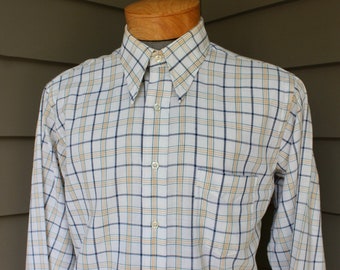 vintage 1970's -Sero- Men's Big collar, long sleeve casual shirt. 'The Bristol'. Loose weave - Poly Cotton blend. Large 16 1/2 x 34