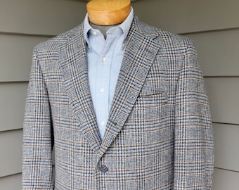 vintage 1990's -J. Press- Ivy style Tweed sport coat. 3 / 2 roll - sack front. Wool - Blue / Brown Glen Plaid. 42 Regular