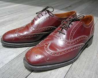 Vintage 1980's -florsheim- 'varsity' 20819 Long Wing Brogues