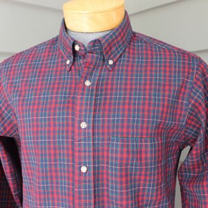 vintage 70's - 80's -Pendleton 'Sir Pendleton'- Men's long sleeve flannel Shirt. Button down collar - Tartan plaid. All wool. Medium