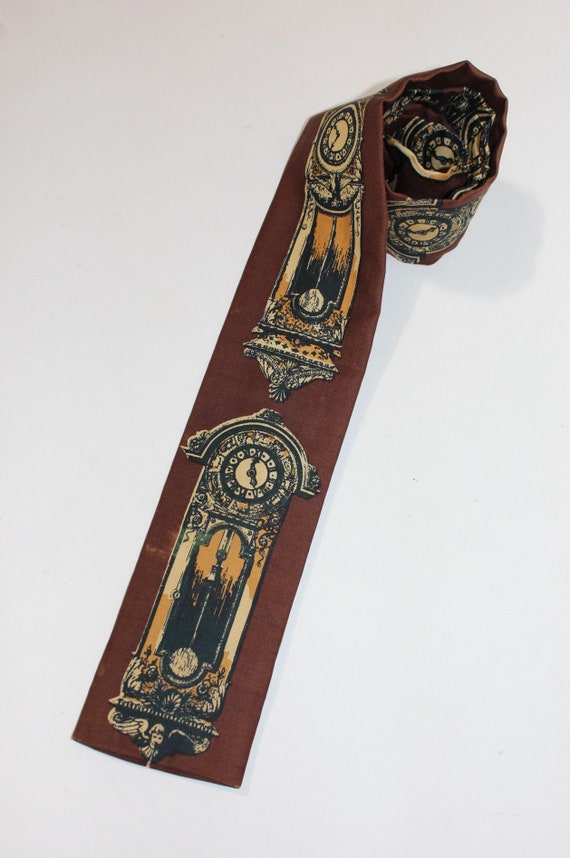 vintage 60's - 70's -Rooster- necktie. Hand printe