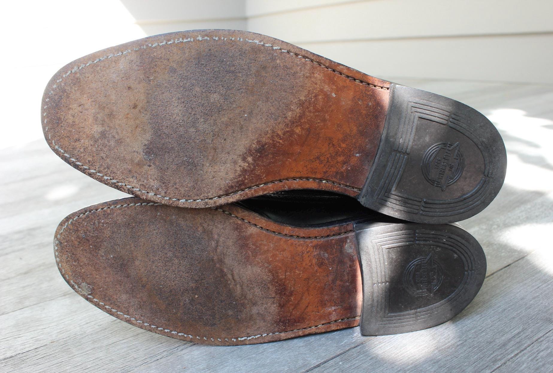 Vintage 1980's -florsheim- 'varsity' 20819 Long Wing Brogues