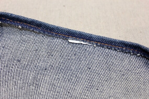 vintage 1970's -unlabeled- Men's 2 pocket denim v… - image 4