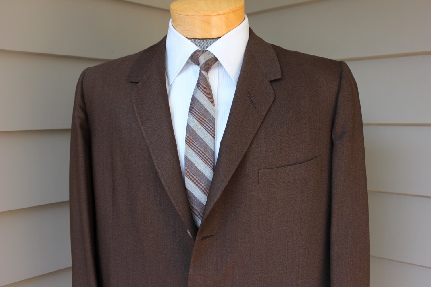 Vintage Late 50's - Early 60's -oxxford- Men's Suit Jacket. Brown
