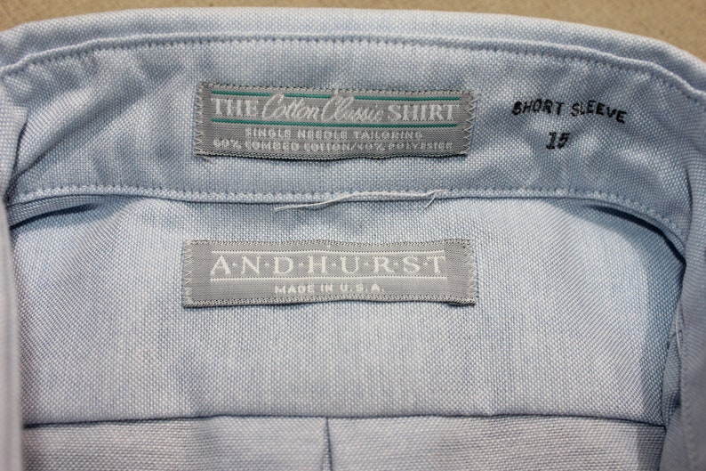 vintage 1970's Andhurst Men's button-down collar, short sleeve shirt w/ locker loop. 'New Old Stock' Light Blue Oxford cloth. Medium 15 image 6