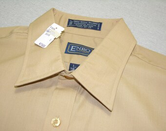 vintage 70&#39;s Men&#39;s ENRO long sleeve sport shirt. &#39;New Old Stock&#39;. Dark Khaki with grosgrain pocket trim. Large - Long 16 x 36