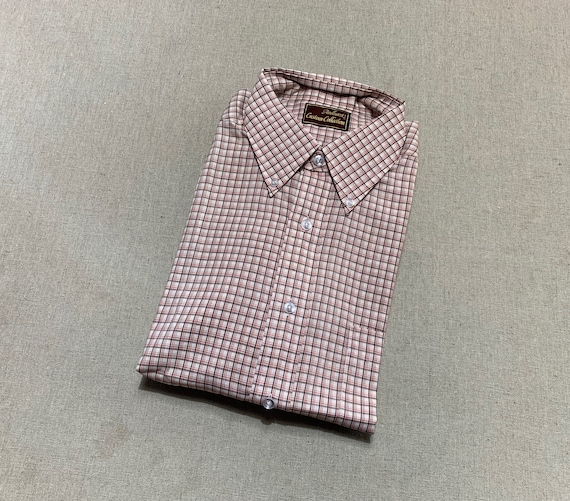 vintage 1970's -Andhurst- Men's button-down collar, long sleeve shirt w/ locker loop 'New Old Stock' Plaid on Pink poplin. Large - 16 x 33 vintage 1970's -Andhurst- Men's button-down collar, long sleeve shirt w/ locker loop 'New Old Stock' Plaid on Pink poplin. Large - 16 x 33