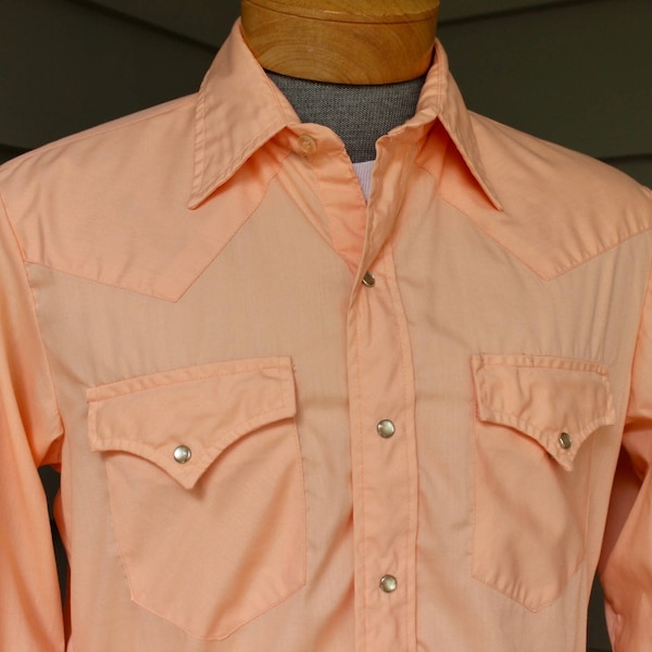 vintage 1970's  -no label- Men's Western long sleeve shirt. Cantaloupe Orange batiste. Pearl snaps. Medium 15 1/2 x 34+