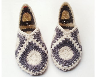 Granny Square Elf Slippers - Crochet Pattern - Instant Download Pdf