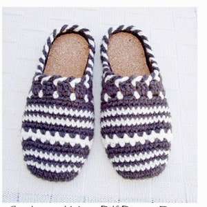 SWEATER CLOG-SLIPPERS Crochet Pattern Instant Download Pdf image 1