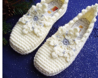 Snowflake Slippers Crochet Pattern - Instant Download