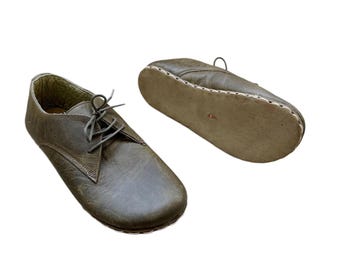Mens Handmade Leather Grounding Shoes: Military Green Barefoot Oxfords