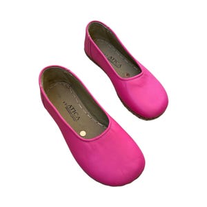 Handmade Leather Grounding Sandals: Soft Sole Barefoot Shoes / Pink