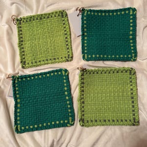 Handvävd stor Pro Loom 20 cm grytlapp/underlägg - Marsfavoriter