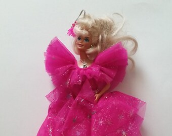 1990 happy holidays barbie worth
