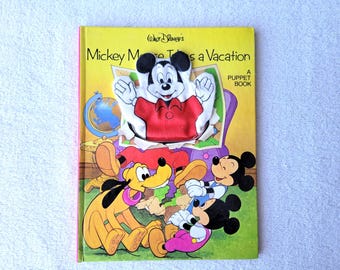Mickey Mouse neemt vakantie, poppenboek, vintage hardcover, Franklin Watts, Disney, 1976