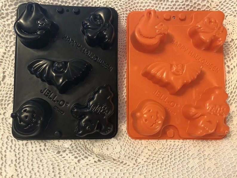 Candy Mold - Jello Mold Chocolate mold Soap Mold Set of 2 Gummy Mold Bath Bomb Mold Candle Mold Halloween Molds Crayon Mold
