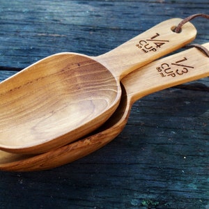 Wooden Measuring Spoon, Measuring cups, Set of Spoons Teak Wood Cooking Accessories, Cute Perfect Housewarming Gift Cooking Adict