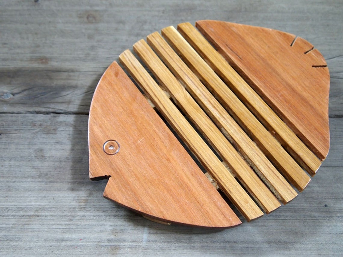 Wooden Hot Pad Trivets Fish Shape Table Placement Home Kitchen Etsy