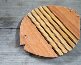 Handmade TEAK Wood Fish Trivet, Coastal Kitchen Decor, Carved Wood Hot Pad, Nautical Pot Holder, Beach House Housewarming Gift