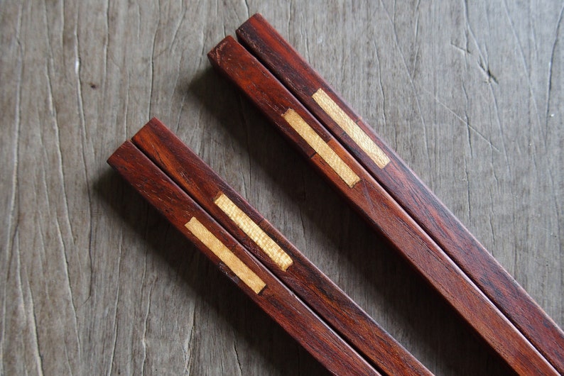 2 Pairs Wooden Chopstick Unique Design High Quality Handmade Wood Chopsticks Eco Friendly