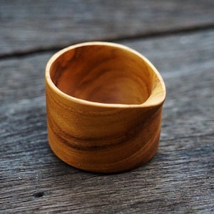 Träkanna 30 ml, gräddkanna i teak, gräddkanna, sirapskanna, liten kanna, fat, sirapskanna, mjölk- och gräddkoppar, shotkanna, hällkanna