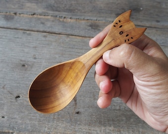 Cubiertos de madera de diseño de gato, cuchara de diseño de gato, regalo de amante de los gatos, cuchara de madera, cuchara de sopa de madera, regalo Kawai Neko, cuchara Woode Kitty, madera de teca