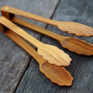 Teak Wood Toaster Tongs Wooden Kithenware Salad Kitchen Cooking Serving Food Bread Snack Clip
